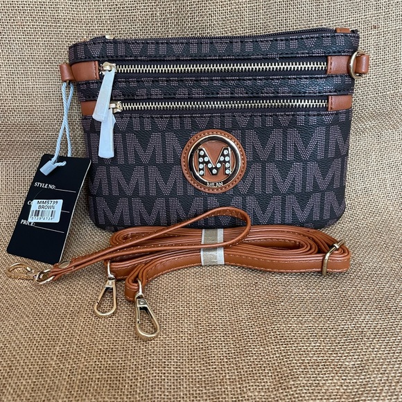 Vegan Leather Crossbody Wristlet Combo Bag NEW - Picture 2 of 10